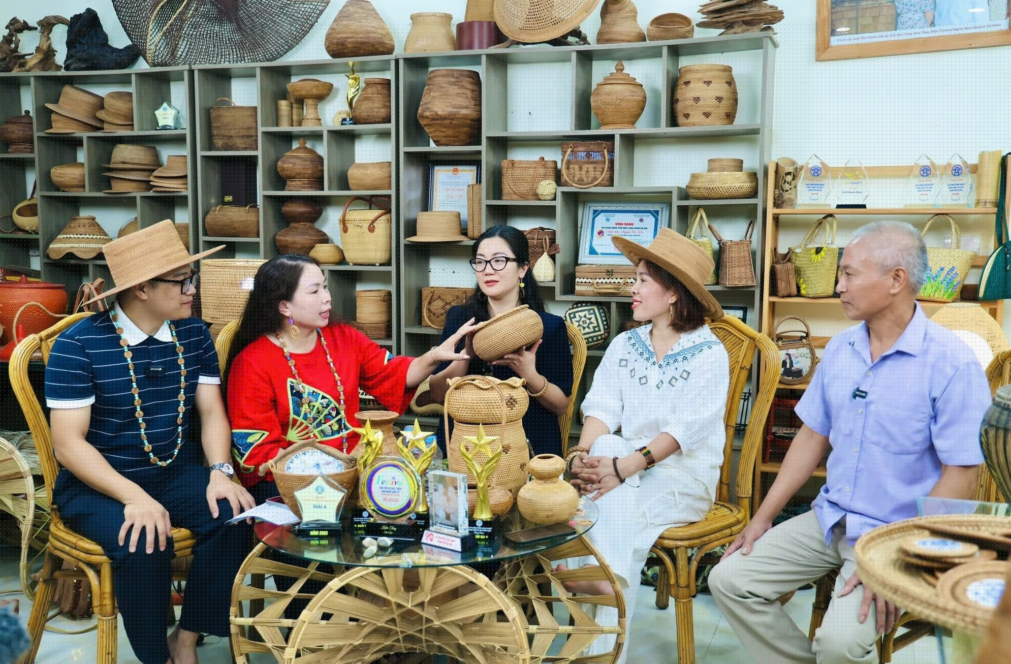 phu-nghia.jpg