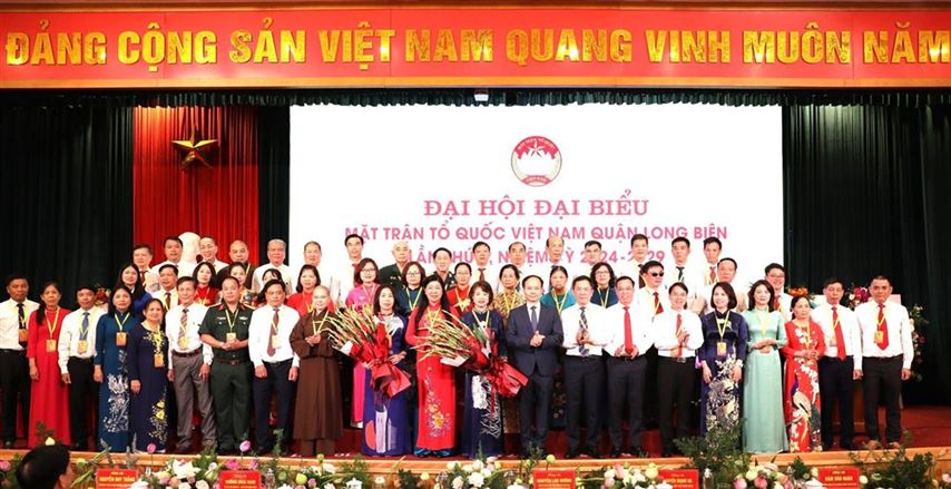 Bà Vũ Thị Thành tái đắc cử Chủ tịch Ủy ban MTTQ Việt Nam quận Long Biên