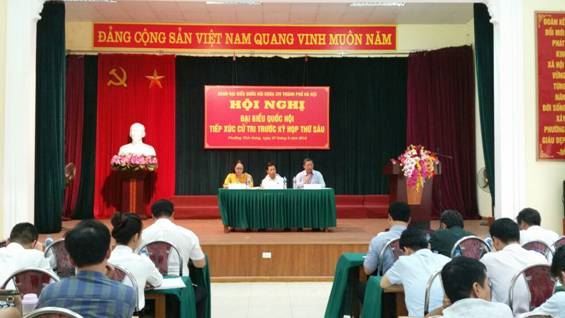 Đại biểu Quốc hội Thành phố Hà Nội tiếp xúc với cử tri quận Hoàng Mai trước kỳ họp thứ 6