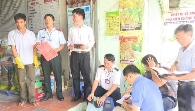 Ủy ban MTTQ Việt Nam huyện Đông Anh giám sát bảo đảm an toàn thực phẩm trên địa bàn huyện năm 2018