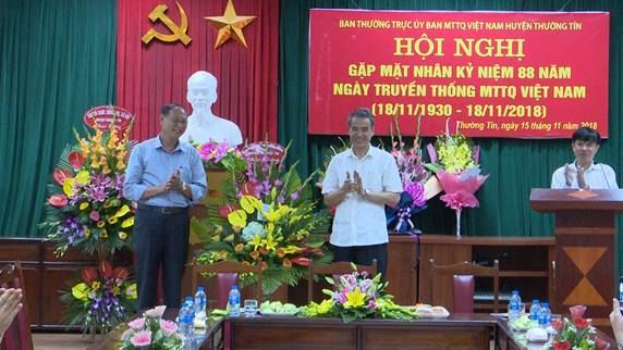 Ban Thường trực Ủy ban MTTQ Việt Nam huyện Thường Tín tổ chức hội nghị gặp mặt nhân kỷ niệm 88 năm Ngày truyền thống MTTQ Việt Nam