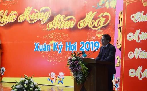 Huyện Mê Linh tổ chức hội nghị gặp mặt các đồng chí cán bộ hưu trí, toàn thể cán bộ, công chức, viên chức, người lao động trong các cơ quan, đơn vị thuộc huyện.