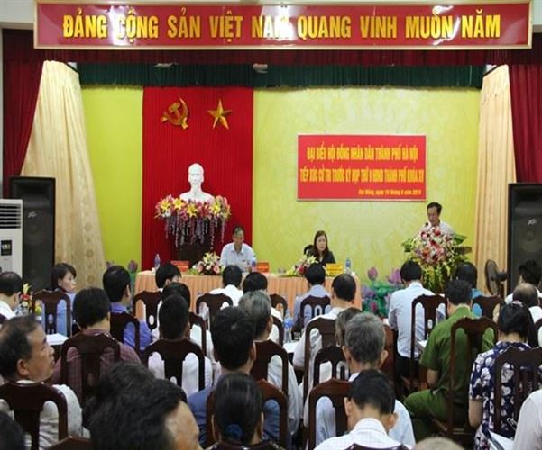Đoàn đại biểu HĐND TP Hà Nội tiếp xúc với cử tri huyện Thạch Thất