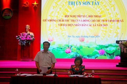 Thị xã Sơn Tây tổ chức đối thoại giữa đồng chí Bí thư Thị ủy và và Chủ tịch UBND thị xã với đại diện nhân dân 6 xã.