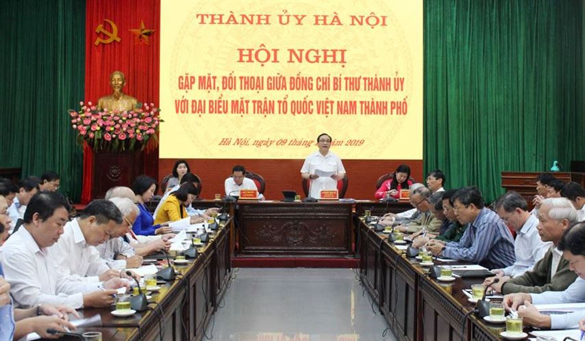 Bí thư Thành ủy Hoàng Trung Hải đối thoại với đại biểu MTTQ Việt Nam thành phố
