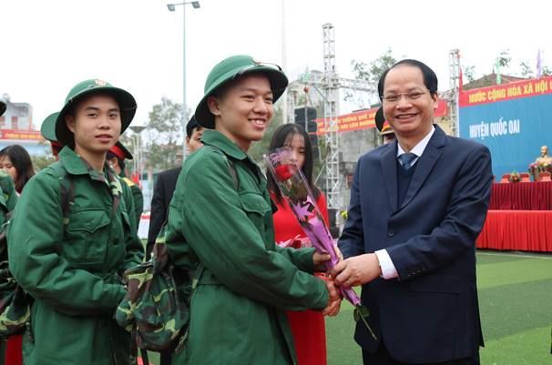Huyện Quốc Oai tưng bừng giao quân năm 2020