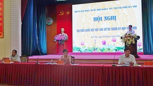 Đoàn đại biểu Quốc hội TP Hà Nội tiếp xúc cử tri thị xã Sơn Tây
