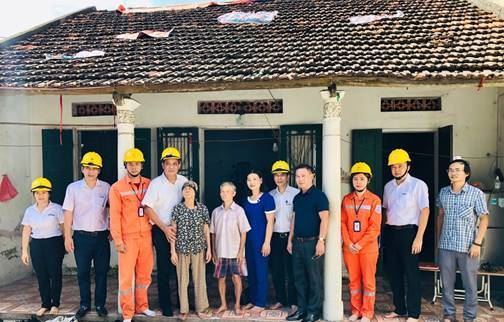 Ủy ban MTTQ Việt Nam huyện Thanh Trì khảo sát xây nhà đại đoàn kết giúp đỡ hộ có hoàn cảnh khó khăn
