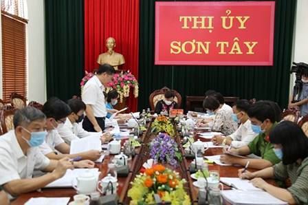 Lãnh đạo Thành phố kiểm tra công tác phòng chống dịch Covid 19 tại thị xã Sơn Tây