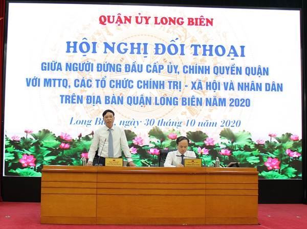 Lãnh đạo quận Long Biên đối thoại với nhân dân trên địa bàn