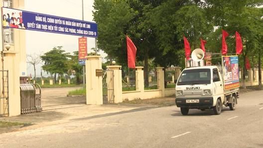 Ủy ban MTTQ Việt Nam huyện Mê Linh phối hợp tổ chức tuyên truyền Chỉ thị 17 của UBND Thành phố Hà Nội về phòng, chống dịch Covid-19.     