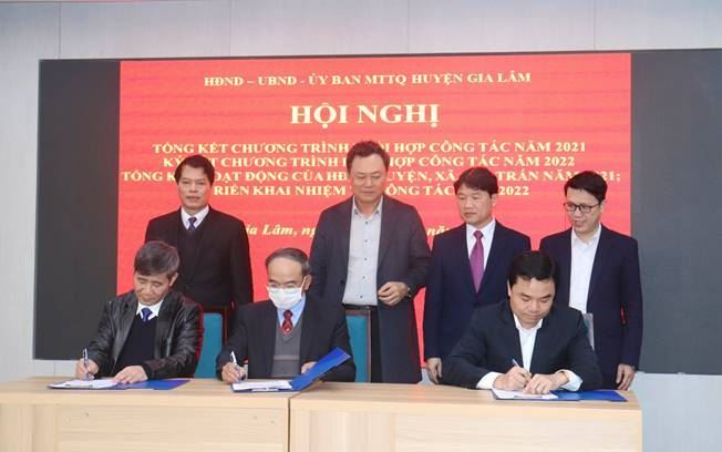 Huyện Gia Lâm ký kết chương trình phối hợp công tác năm 2022