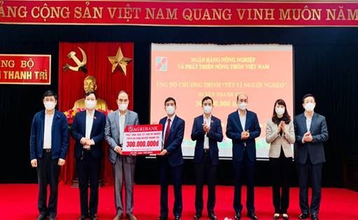Huyện Thanh Trì tiếp nhận ủng hộ “Tết vì người nghèo” và bàn giao 3 nhà Đại đoàn kết