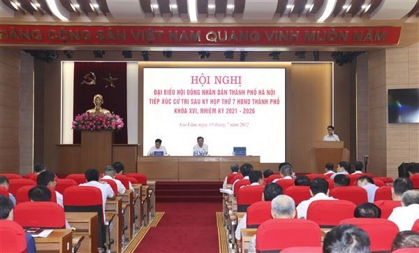 Đại biểu HĐND Thành phố Hà Nội tiếp xúc cử tri huyện Gia Lâm sau kỳ họp thứ 7 HĐND Thành phố khoá XVI