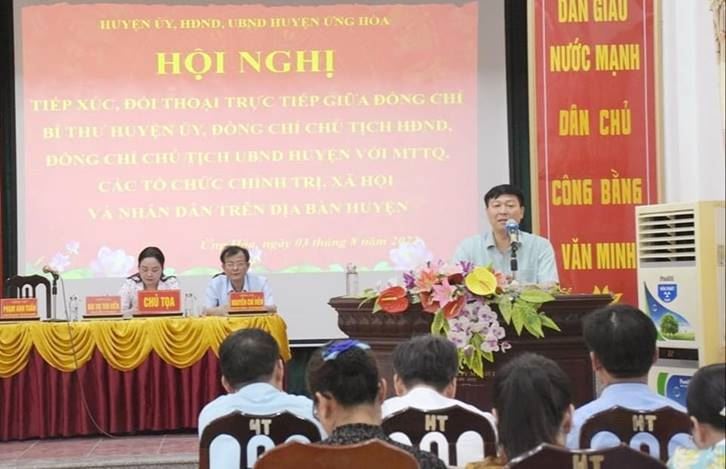 Huyện Ứng Hòa tổ chức hội nghị đối thoại trực tiếp giữa Bí thư huyện ủy, chủ tịch HĐND, chủ tịch UBND huyện với MTTQ, các tổ chức chính trị xã hội và nhân dân