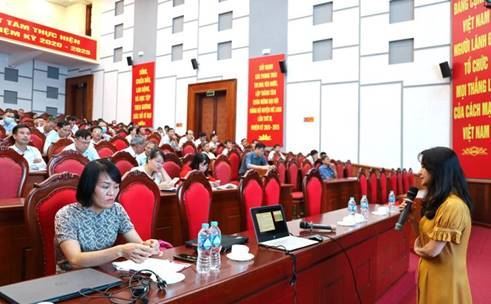 Ủy ban MTTQ Việt Nam huyện Mê Linh phối hợp với UBND huyện tổ chức hội nghị tập huấn Luật Bảo vệ môi trường năm 2020.