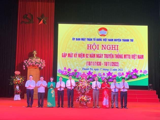 Huyện Thanh Trì: Gặp mặt kỷ niệm 92 năm Ngày thành lập Mặt trận dân tộc thống nhất Việt Nam