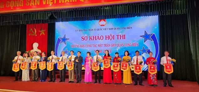 Sôi nổi Hội thi sơ khảo “Trưởng ban Công tác Mặt trận giỏi” quận Long Biên năm 2023  