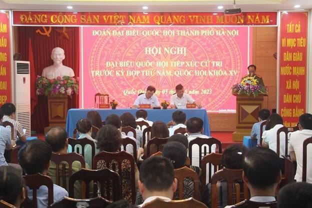 Đại biểu Quốc hội thành phố Hà Nội  tiếp xúc cử tri tại Thị trấn Quốc Oai - huyện Quốc Oai