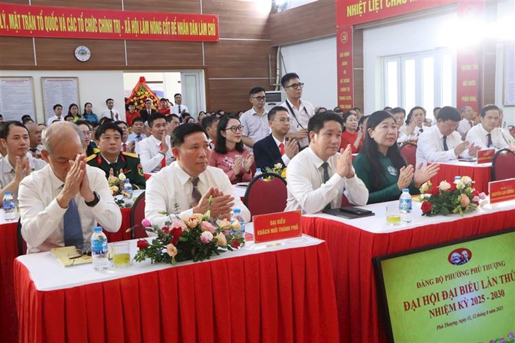 Xây dựng phường Phú Thượng năng động, sáng tạo, giàu bản sắc