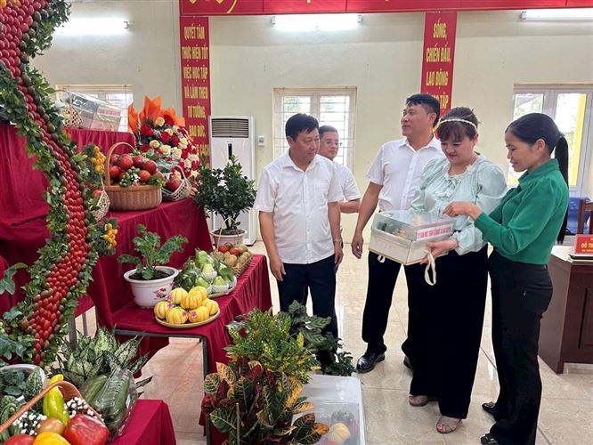 Xã Đại Xuyên kết nối, đưa hàng Việt đến người tiêu dùng
