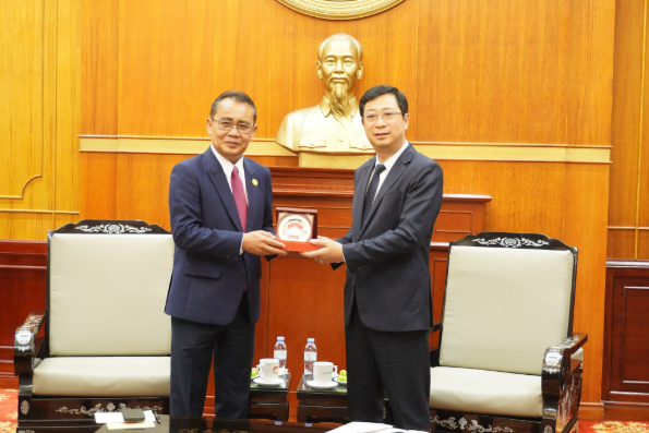 Đoàn Mặt trận Lào xây dựng đất nước Thủ đô Viêng Chăn chào xã giao Ủy ban Trung ương Mặt trận Tổ quốc Việt Nam