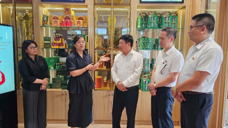 Triển khai cuộc vận động “Người Việt Nam ưu tiên dùng hàng Việt Nam” tại Hà Nội: Lấy hiệu quả tiêu thụ làm thước đo