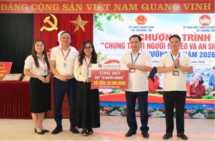 Thiết thực hưởng ứng Tháng cao điểm “Vì người nghèo”