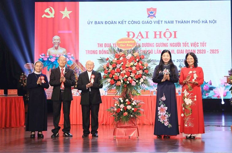 Đại hội thi đua yêu nước đồng bào Công giáo Thủ đô lần thứ VI