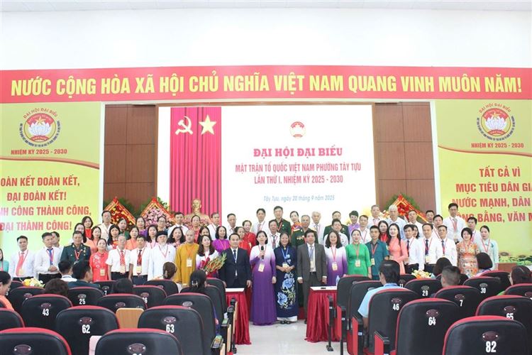 Đồng chí Chu Thị Thu Hà giữ chức Chủ tịch Ủy ban MTTQ phường Tây Tựu