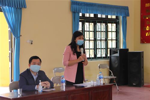 Chủ tịch Ủy ban MTTQ Việt Nam TP Nguyễn Lan Hương phát biểu tại hội nghị