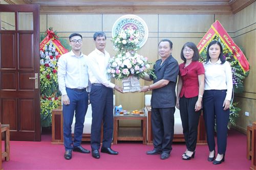Huyện Phú Xuyên chúc mừng
