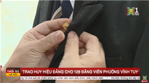 Trao Huy hiệu Đảng cho nhiều Đảng viên đợt 2/9